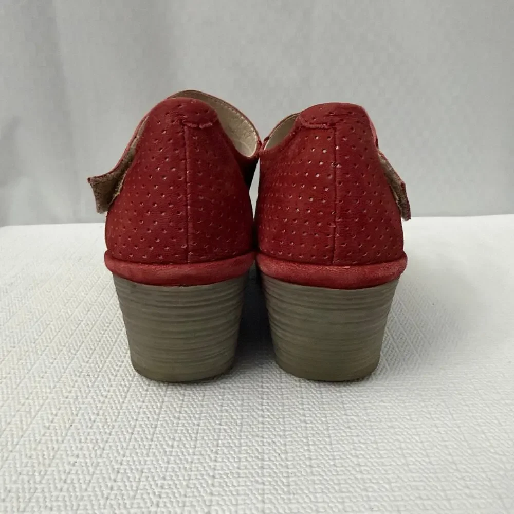 Fly London Yasi Wedge Pump Women’s Size 8 Lipstick Red Leather Shoes